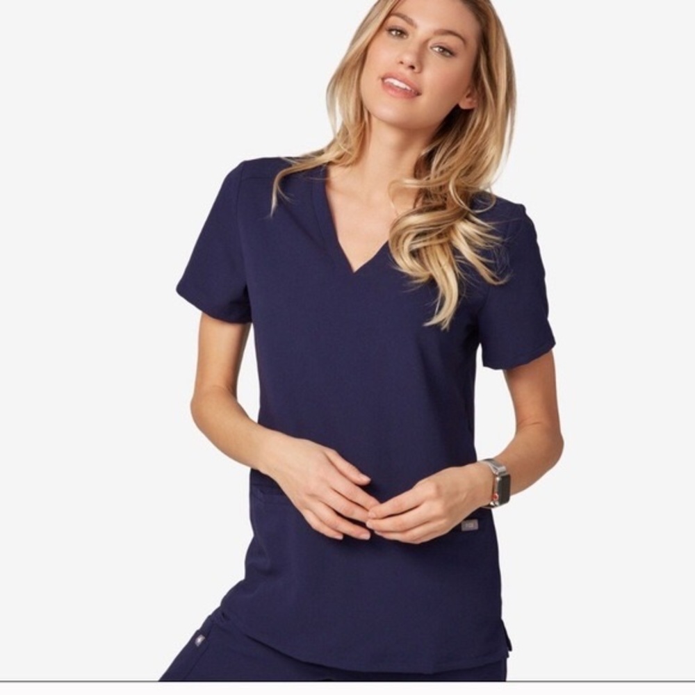 Figs Top | size XS | Navy Casma Three Pocket Scrub Top | Like New